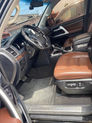 Venda TOYOTA LAND CRUISER 5.7 | VXR | 2020