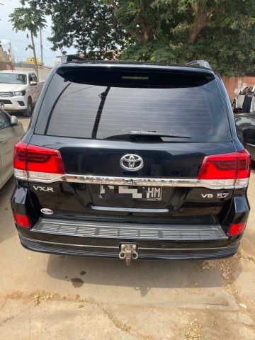 Venda TOYOTA LAND CRUISER 5.7 | VXR | 2020