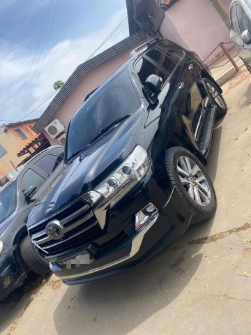 Venda TOYOTA LAND CRUISER 5.7 | VXR | 2020