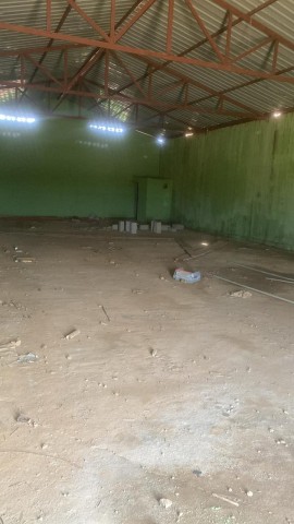 Venda 3 ARMAZÉNS | VIA PRINCIPAL DO AUTÓDROMO