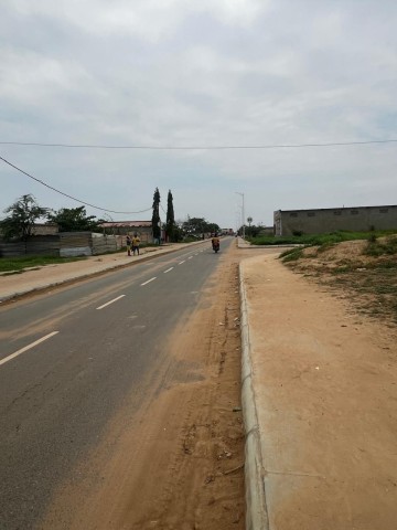 Venda 3 ARMAZÉNS | VIA PRINCIPAL DO AUTÓDROMO