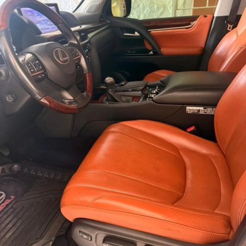 Venda LEXUS LX570 | SUPERSPORT