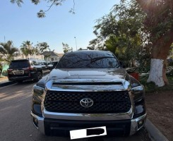 A venda TOYOTA TUNDRA