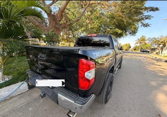 Venda TOYOTA TUNDRA