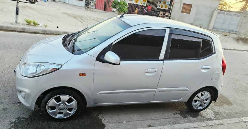 Venda Vendo Hyundai i10 Limpo