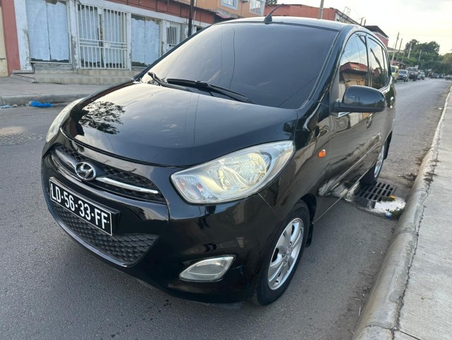 Venda HYUNDAI I10 1.2 4 CILINDROS SERIE F