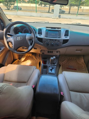 Venda TOYOTA FORTUNER VVT-I SERIE F