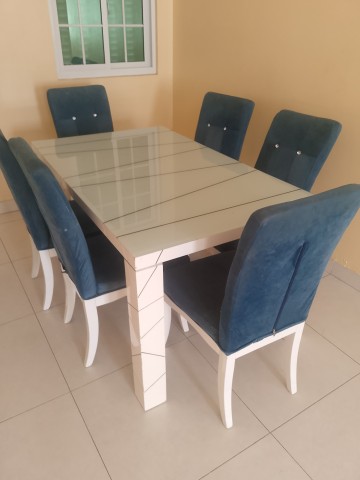 Venda Mesa de jantar com cadeiras