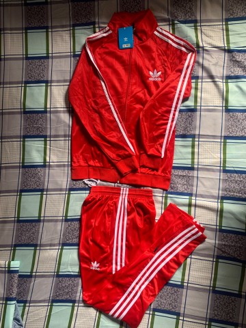 Venda FATOS ADIDAS