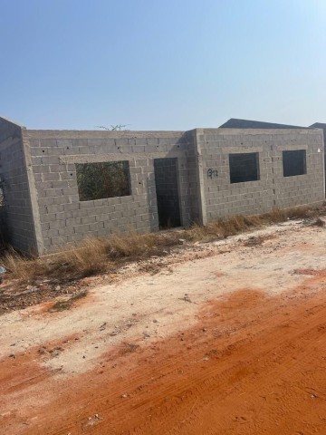 Venda Casa inacabada