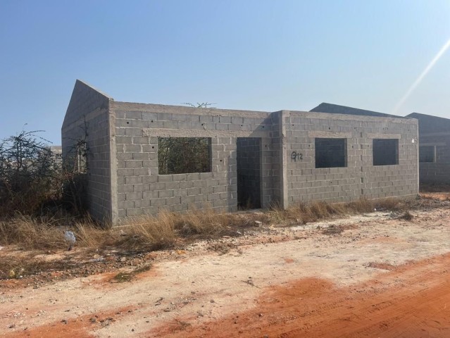 Venda Casa inacabada