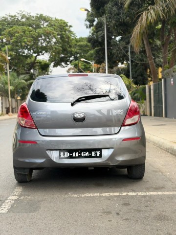 Venda Vendo Hyundai i20 Limpo