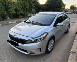 A venda Vendo Kia K3 Limpo