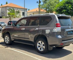 A venda Toyota Prado impecável