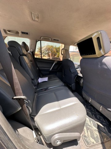 Venda Toyota Prado impecável