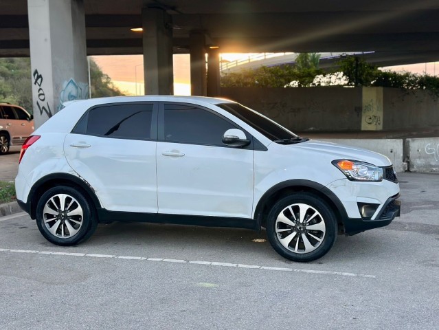 Venda Ssangyong korando impecável