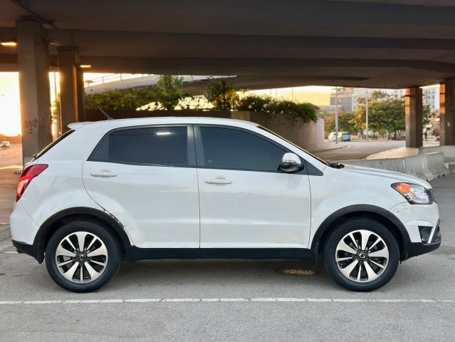 Venda Ssangyong korando impecável