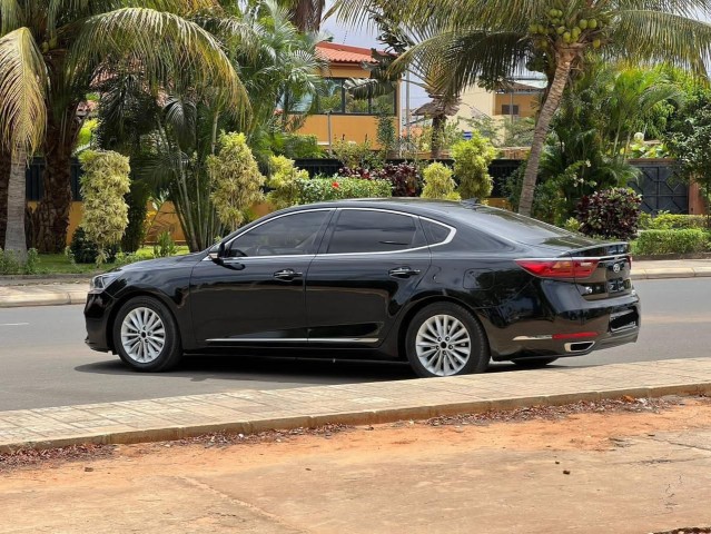Venda Vendo Kia K7 Limpo