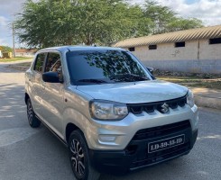 A venda Vendo Suzuki Spresso Limpo