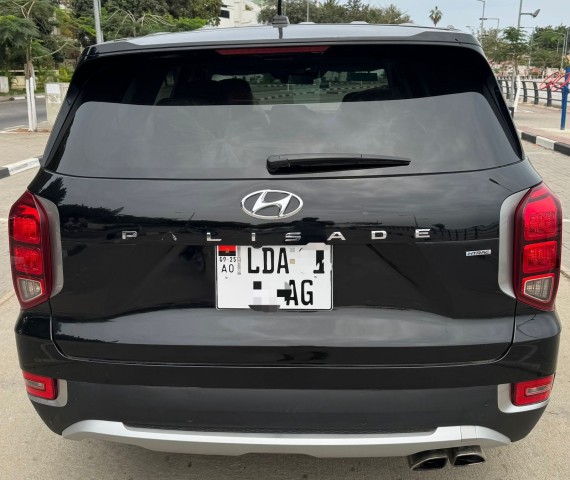 Venda Carro super confortável,e seguro para sua família , não perca essa oportunidade