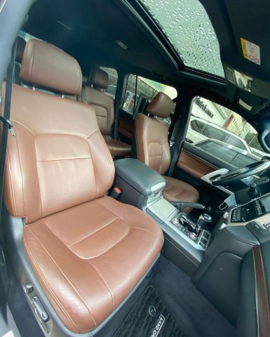 Venda TOYOTA LAND CRUISER (VXR) | 70th Anniversary