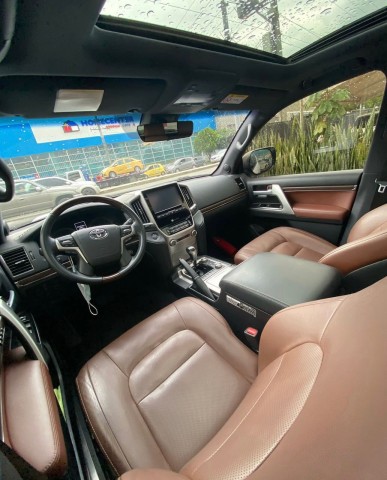 Venda TOYOTA LAND CRUISER (VXR) | 70th Anniversary