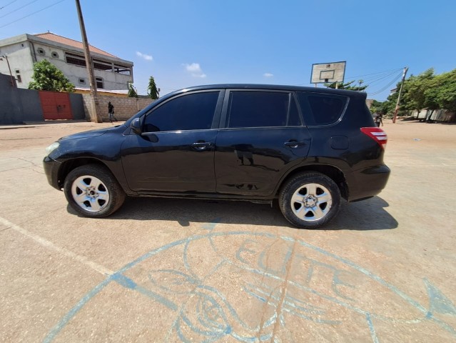 Venda TOYOTA RAV4