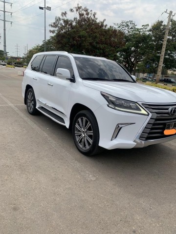 Venda LEXUS LX570