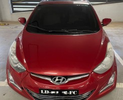 A venda Vendo Hyundai Elantra