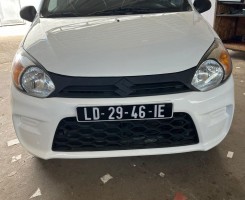 A venda SUZUKI AUTO 800