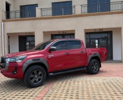 A venda TOYOTA HILUX AVENTURE