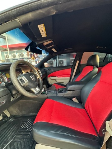 Venda Dodge charger v6 selado