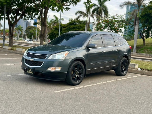 Venda Chevrolet traverse impecável