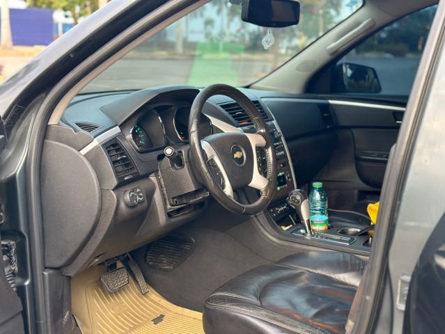 Venda Chevrolet traverse impecável