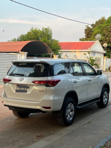 Venda TOYOTA FORTUNER SR5 2023