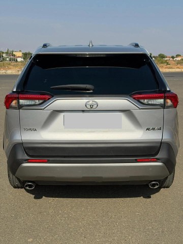 Venda TOYOTA RAV4