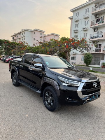 Venda TOYOTA HILUX SR5 2022 V6 FULL OPTION