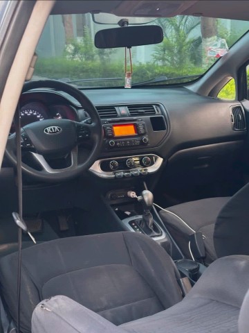 Venda Vendo Kia Rio Limpo