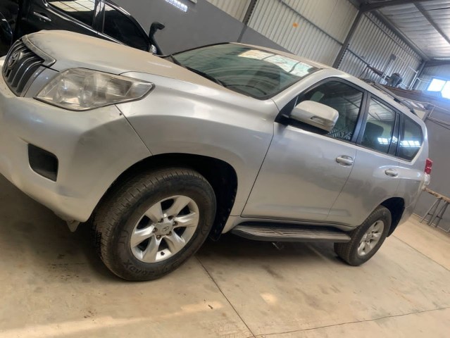 Venda Vendo Toyota Land Cruiser Prado