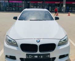 A venda BMW 335i