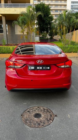 Venda HYUNDAI ELANTRA