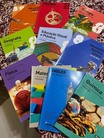 Venda Kit da 8ª classe Plural.