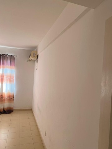 Venda APARTAMENTO T5 NA CENTRALIDADE DO SEQUELE