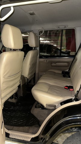 Venda Land CRUISER LX HZ