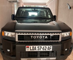 Comprar TOYOTA LAND CRUISER PRADO 2025