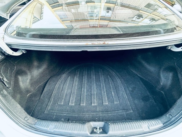 Venda HYUNDAI ELANTRA