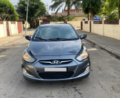 A venda Vendo Hyundai Accent Limpo