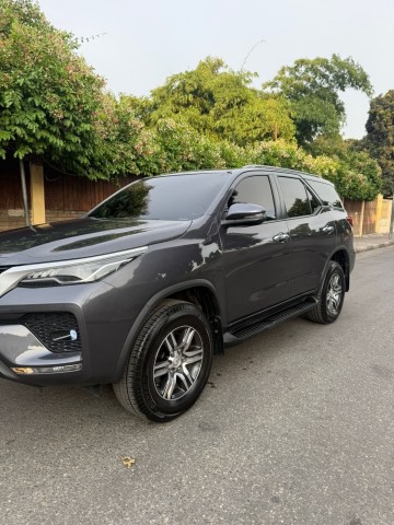 Venda TOYOTA FORTUNER 2022 NOVO GASOLINA FULL OPTION