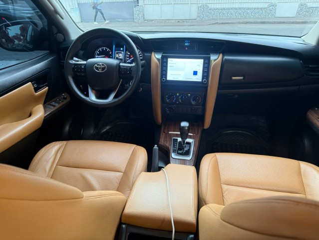 Venda TOYOTA FORTUNER 2022 NOVO GASOLINA FULL OPTION