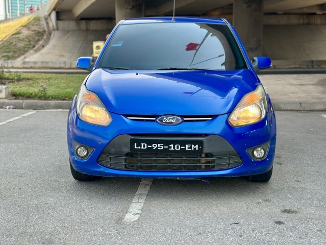 Venda Ford figo manual limpo